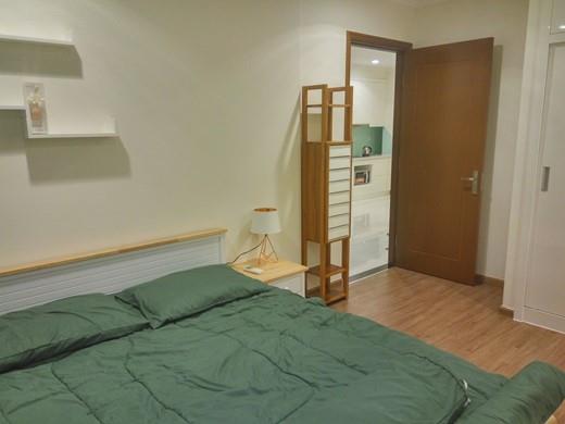 vinhomes central park apartment for rent in binh thanh district hcmc BT105L3777 (2)